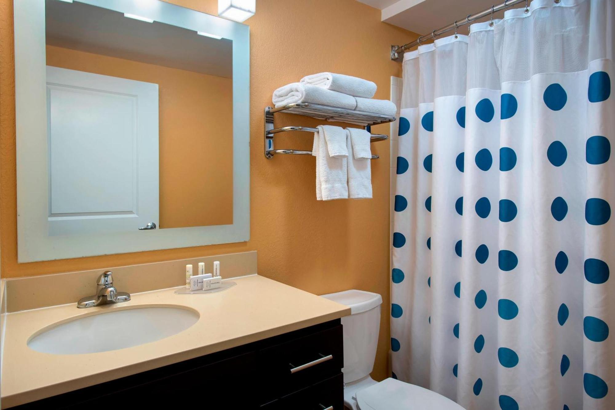 Towneplace Suites Republic Airport Long Island Фармингдейл Экстерьер фото